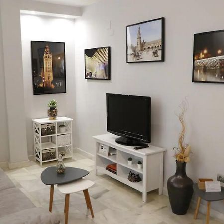 Apartamento Cristo De Burgos - Kainga Homes Севиля Екстериор снимка