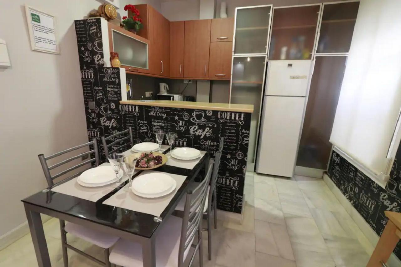 Apartamento Cristo De Burgos - Kainga Homes Севиля Екстериор снимка